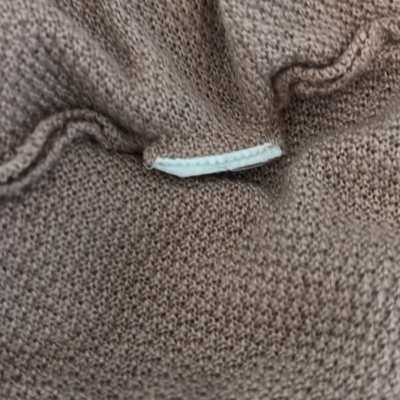 Prana Cascade twist front top size small in blush color - Picture 8 of 8